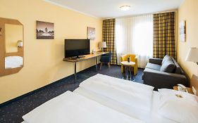 Central Hotel